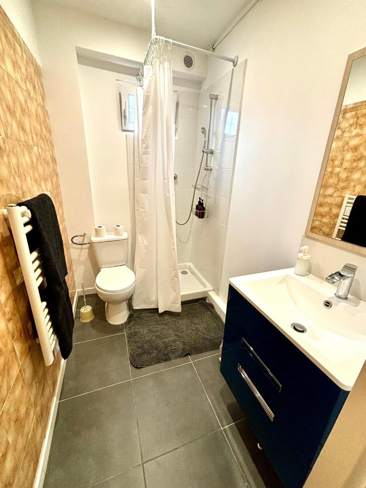 Grande Maison Tout Confort - 5 Chambres 5 Salles De Bain - Rer A - Paris - Disney Saint-Maur-des-Fossés Dış mekan fotoğraf